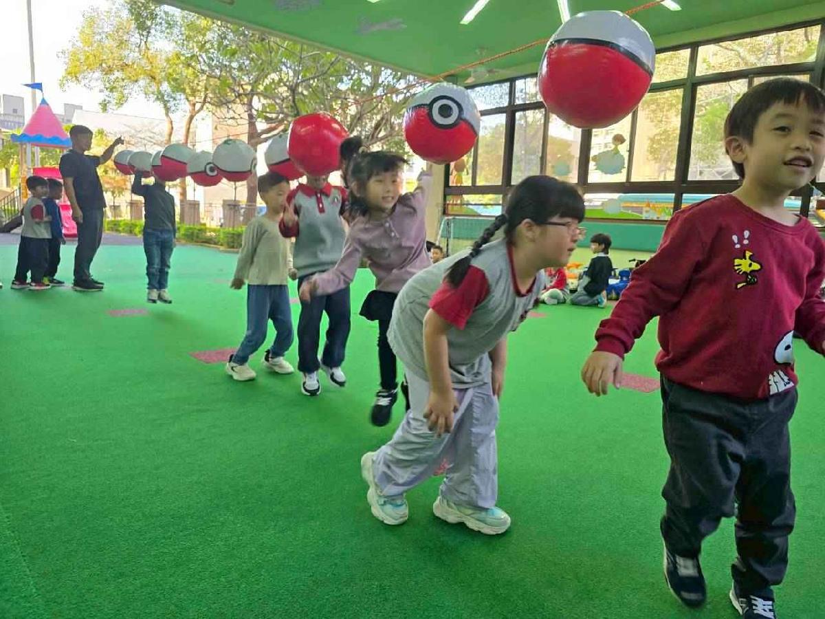 line_album_寶可夢球_251217_44