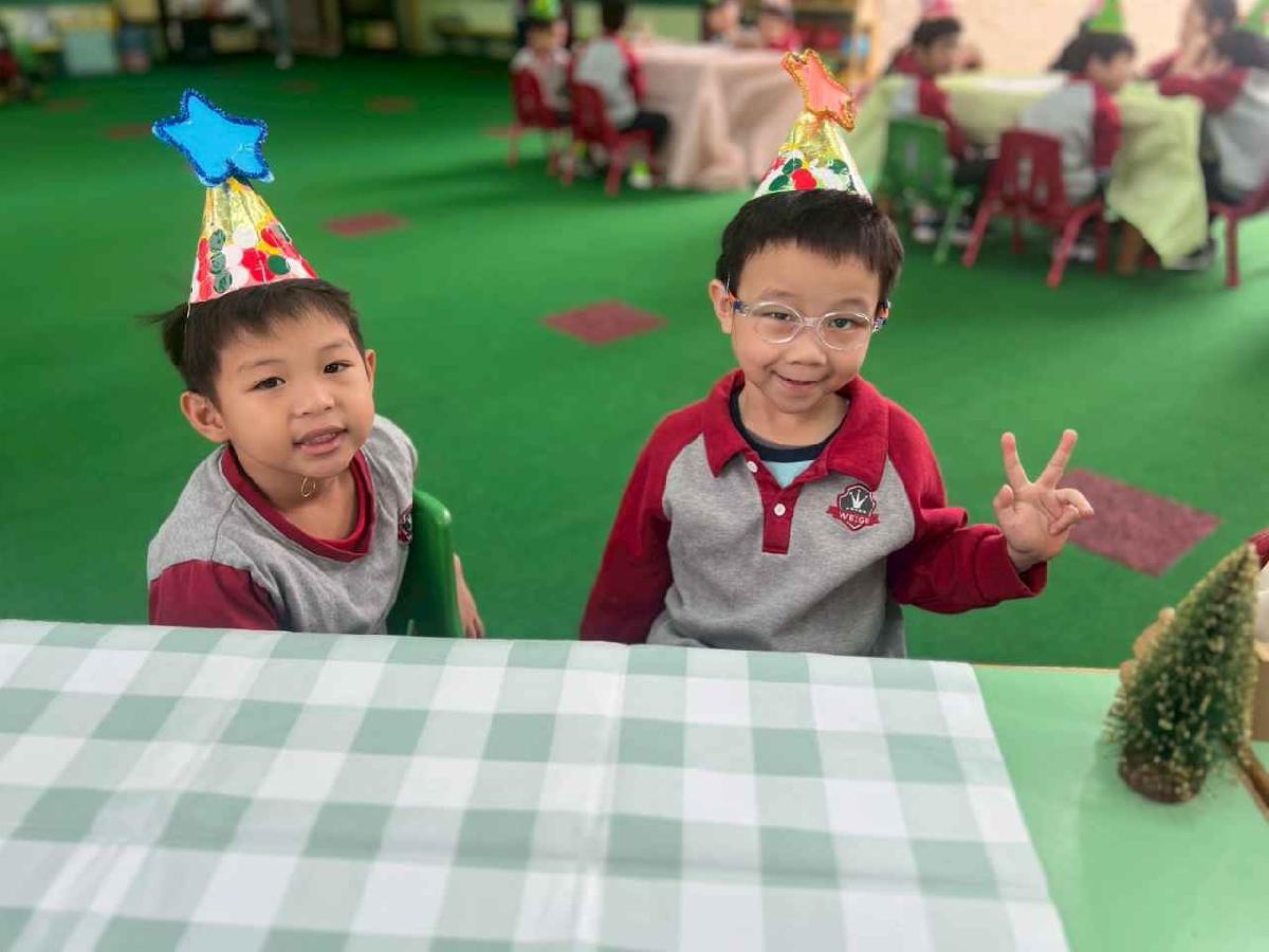 line_album_1219聖誕party_251219_2