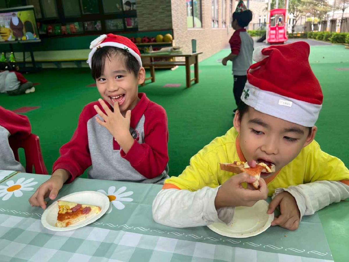 line_album_1219聖誕party_251219_26