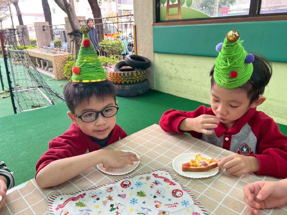 line_album_1219聖誕party_251219_28