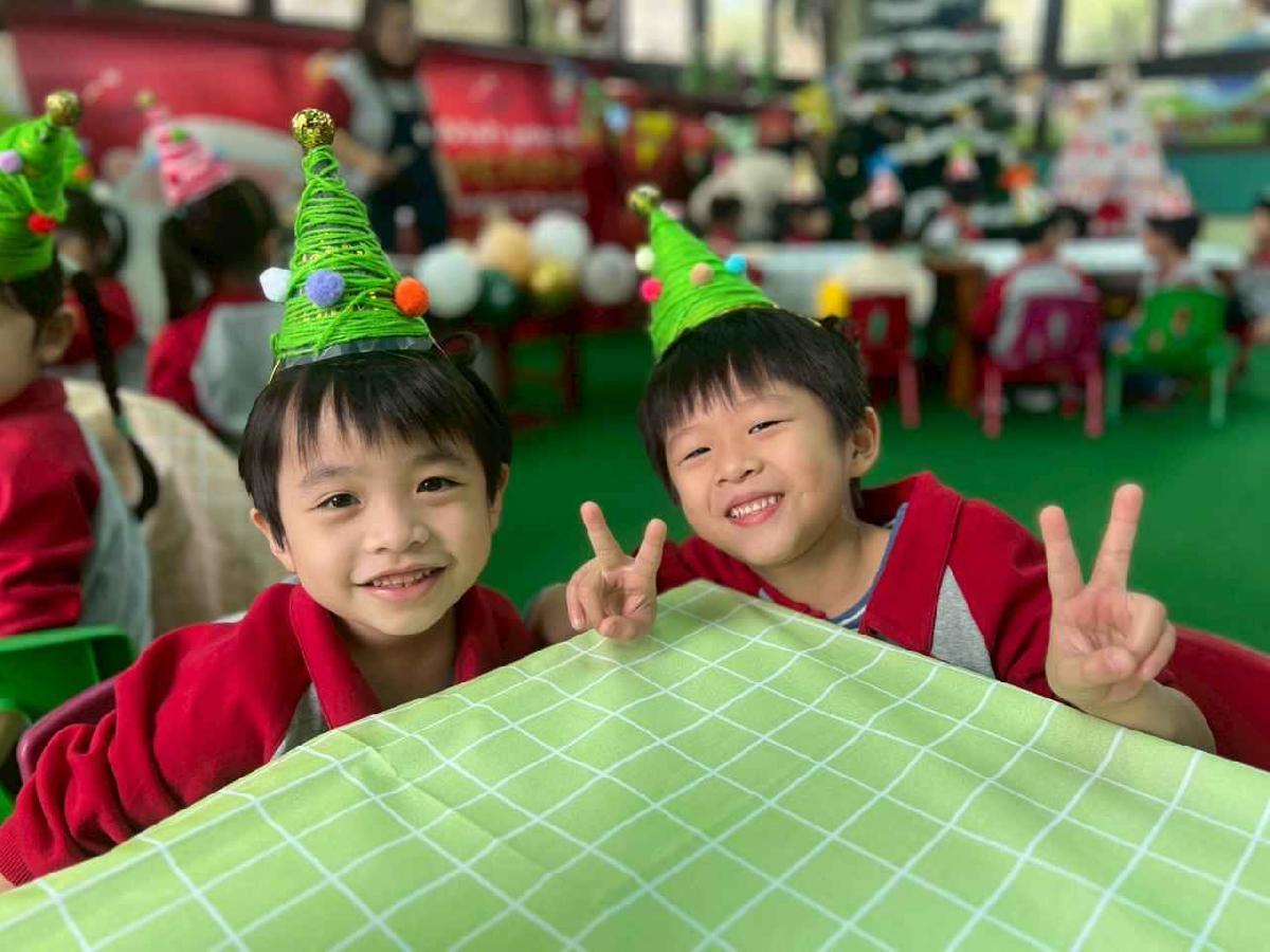 line_album_1219聖誕party_251219_47