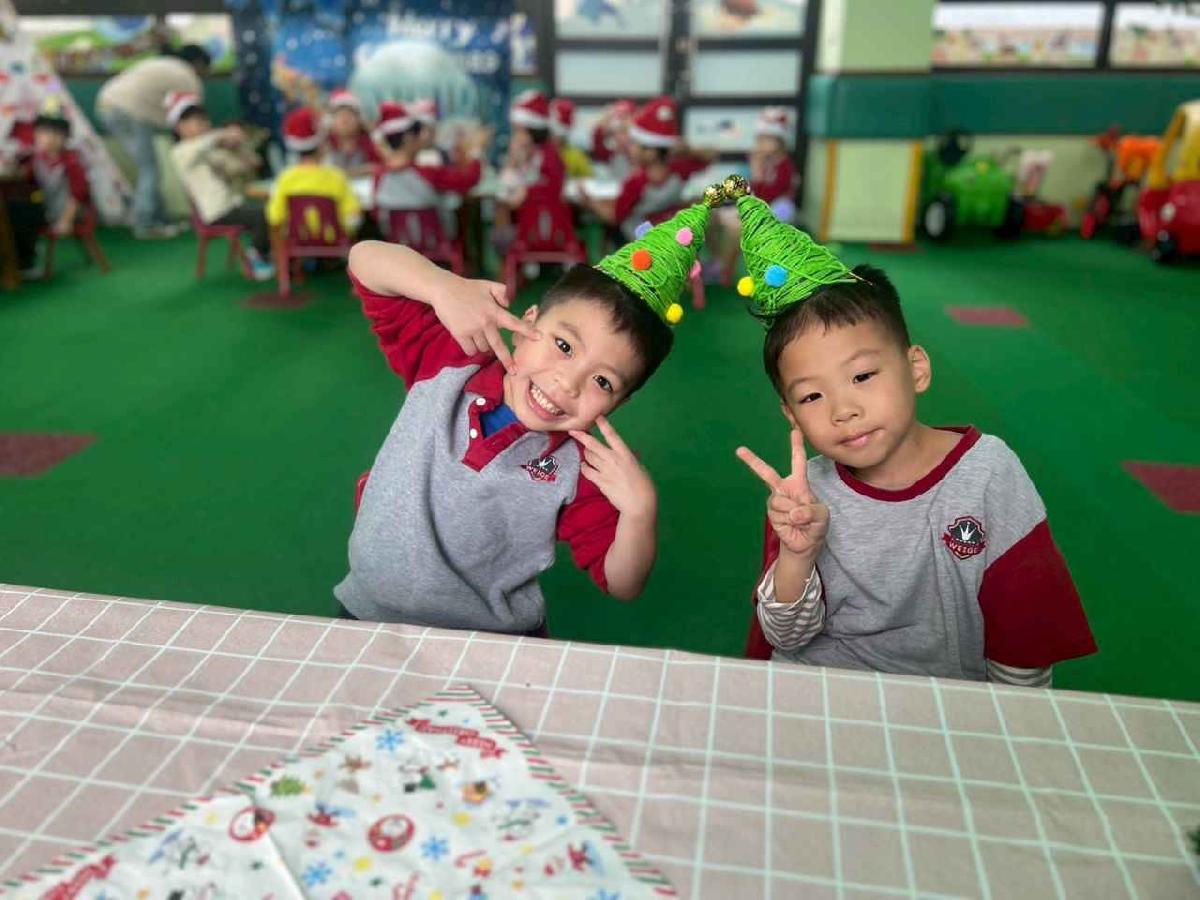 line_album_1219聖誕party_251219_48