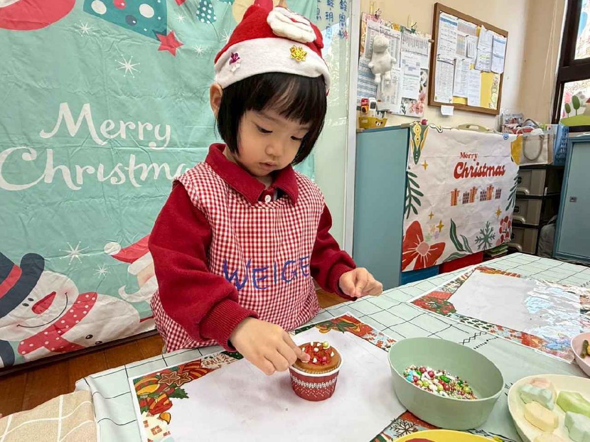 line_album_幼幼製做糖霜杯子蛋糕_251222_12