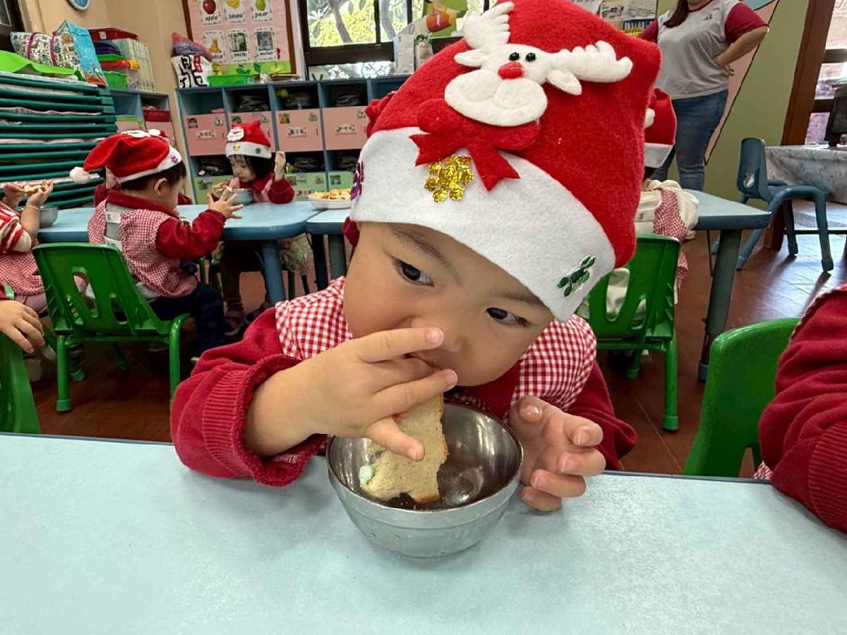 line_album_幼幼製做糖霜杯子蛋糕_251222_22