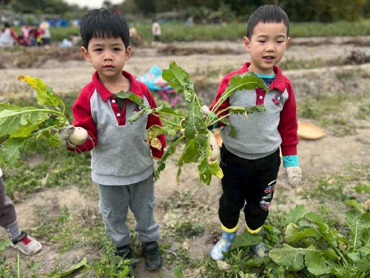 line_album_112拔蘿蔔趣02 (2)