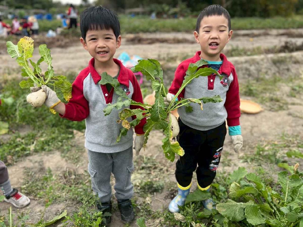 line_album_112拔蘿蔔趣02 (3)