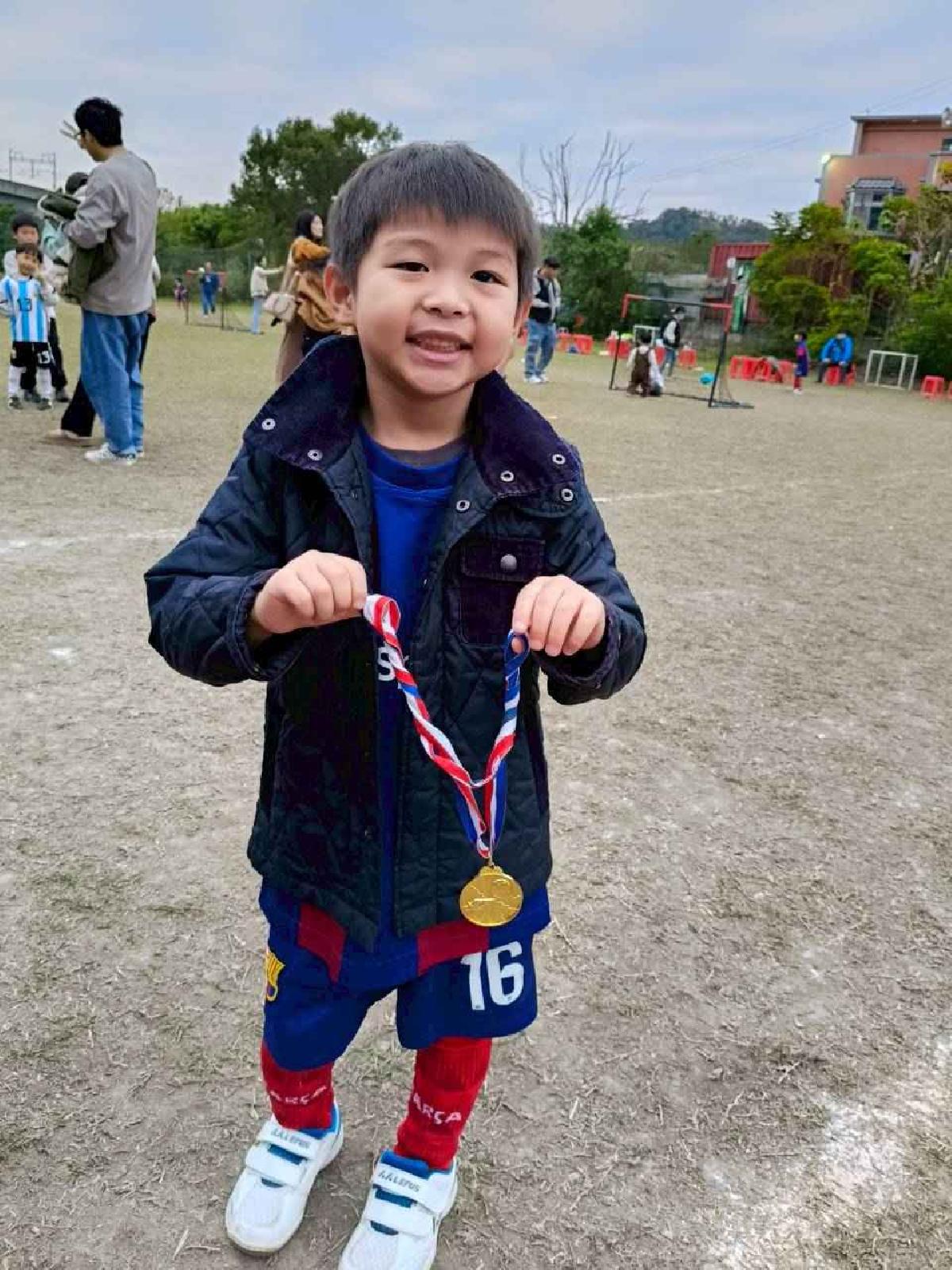 line_album_110足球友誼賽_260112_107