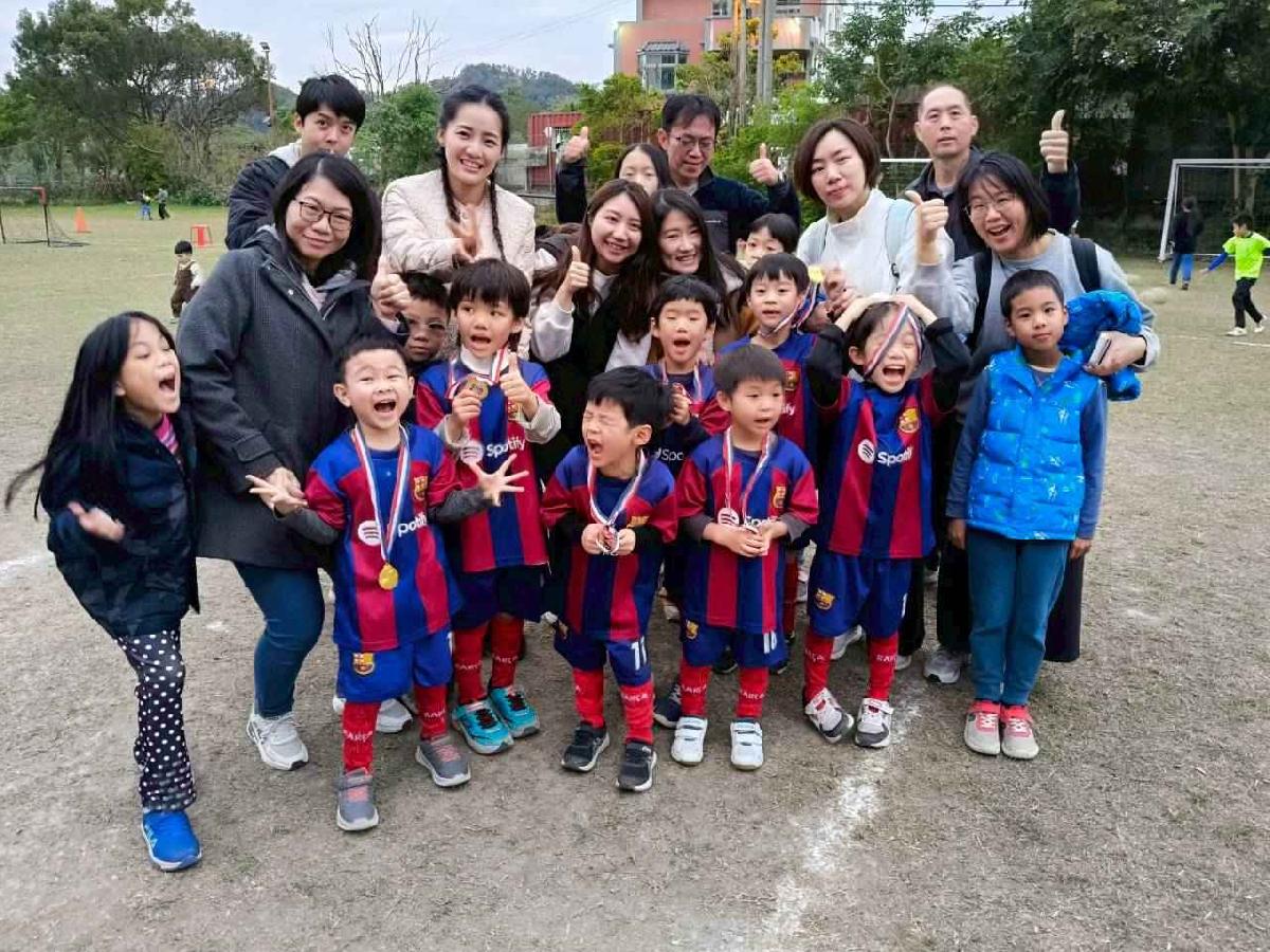 line_album_110足球友誼賽_260112_115