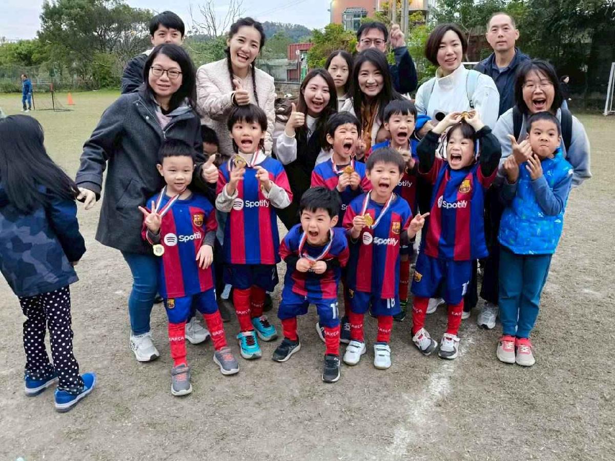 line_album_110足球友誼賽_260112_119