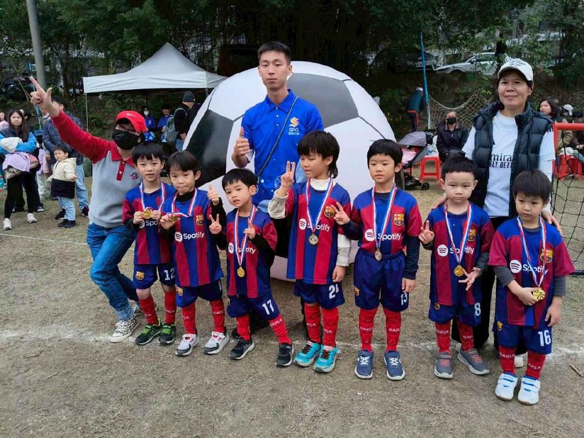 line_album_110足球友誼賽_260112_126