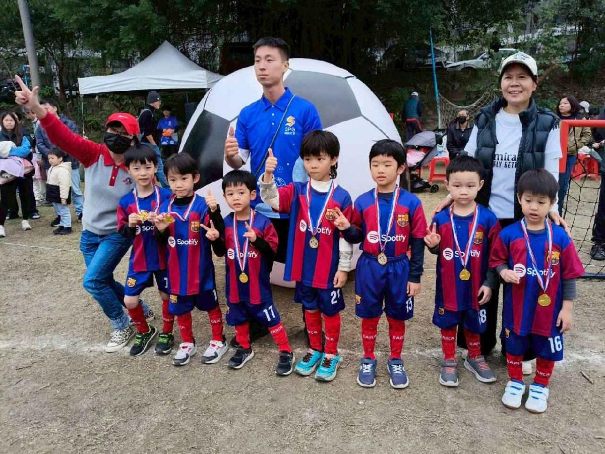 line_album_110足球友誼賽_260112_127