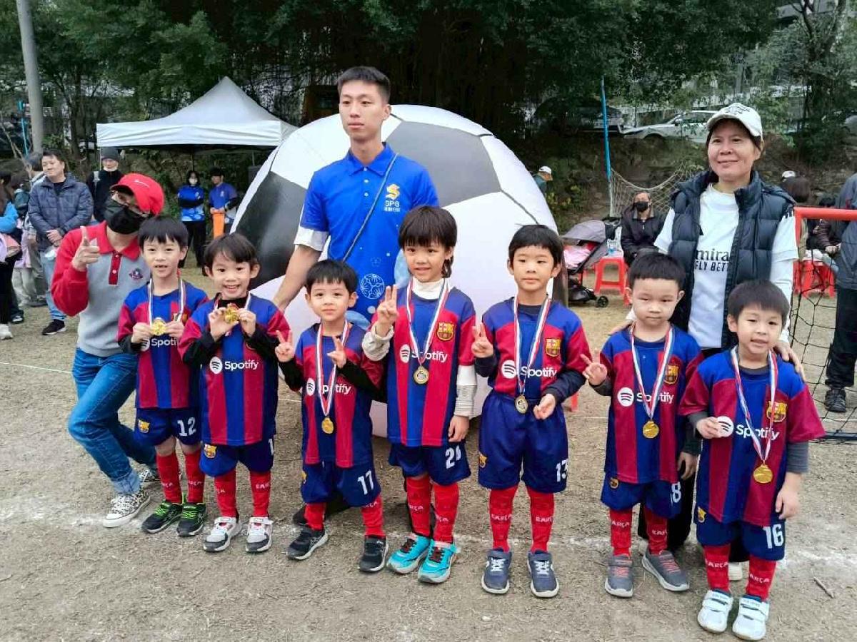 line_album_110足球友誼賽_260112_129