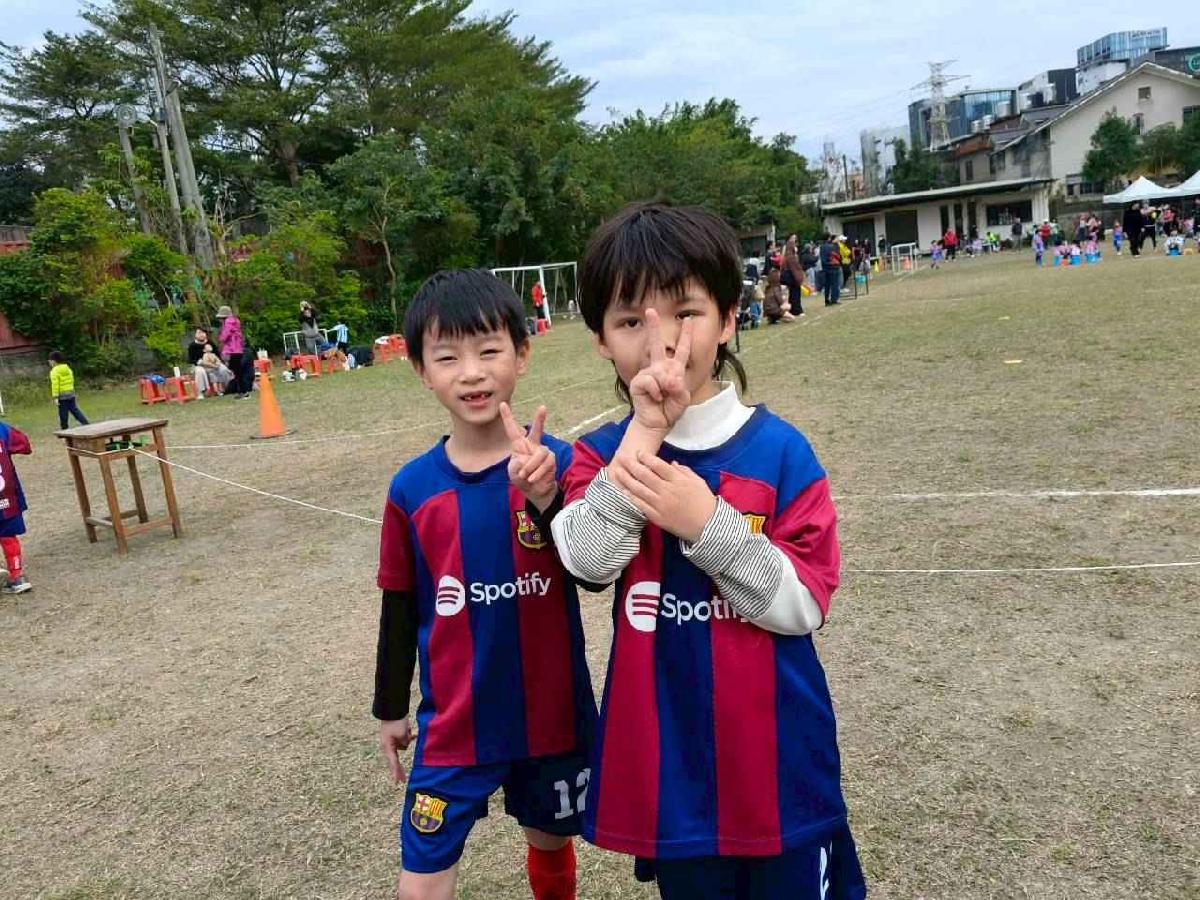 line_album_110足球友誼賽_260112_85