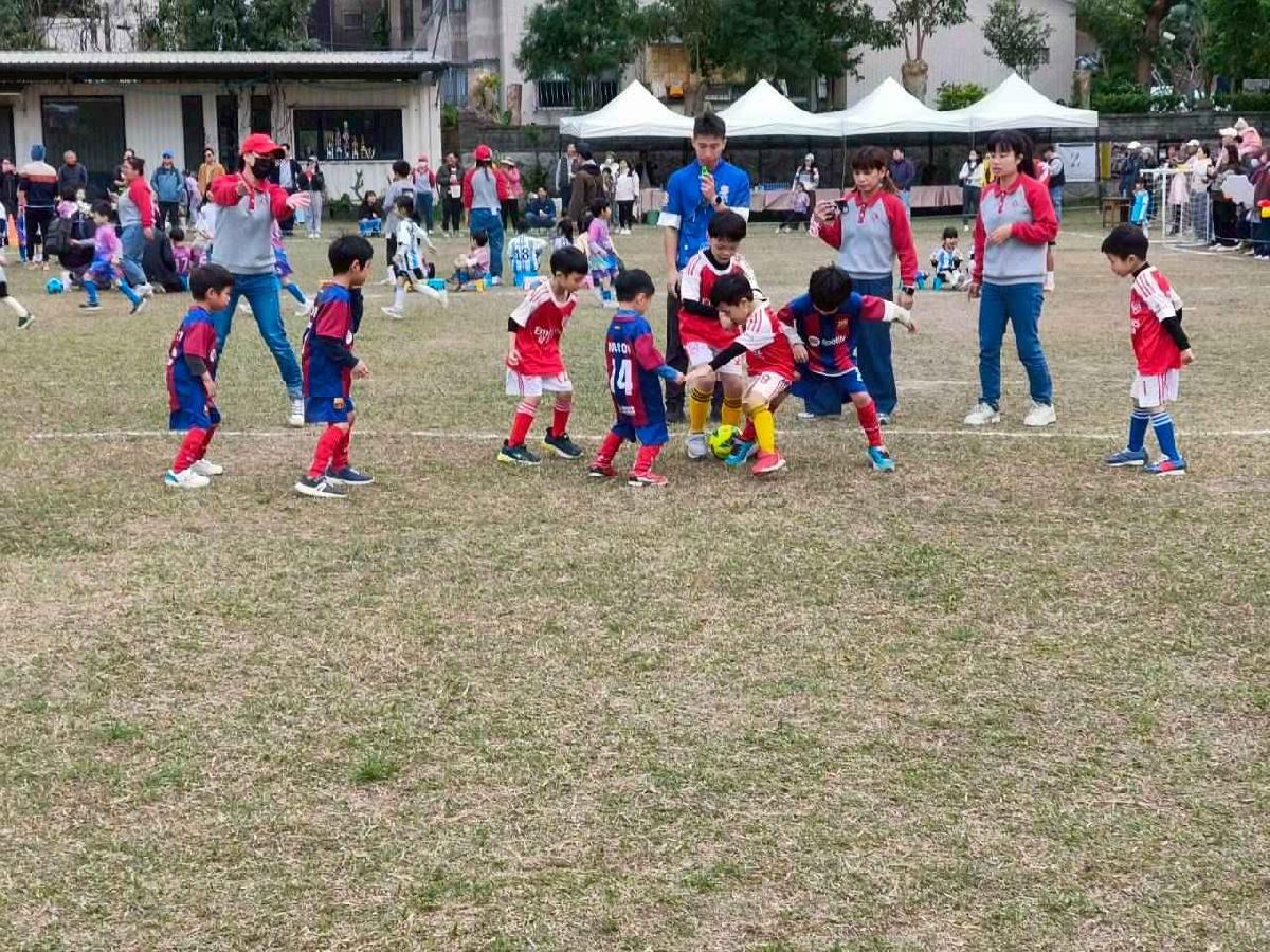 line_album_110足球友誼賽_260112_54