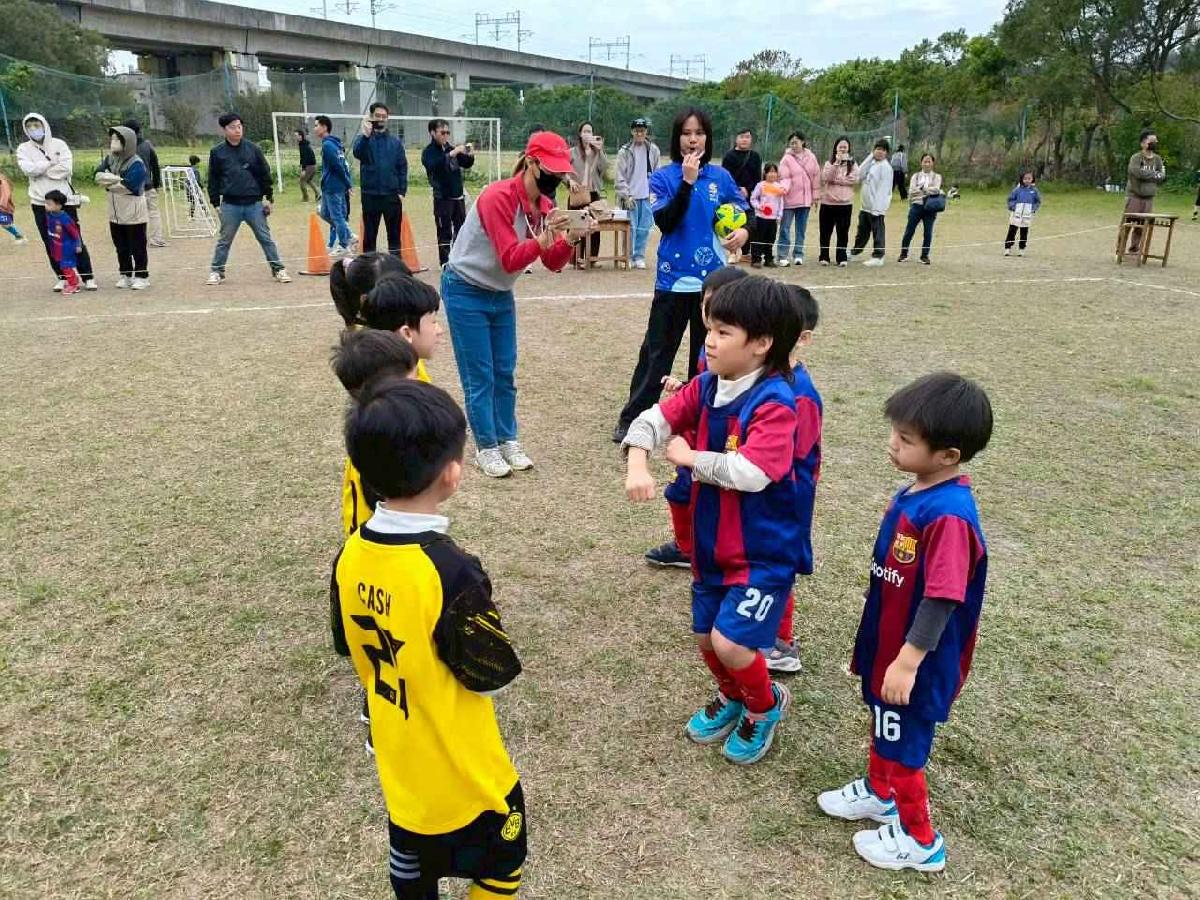 line_album_110足球友誼賽_260112_66