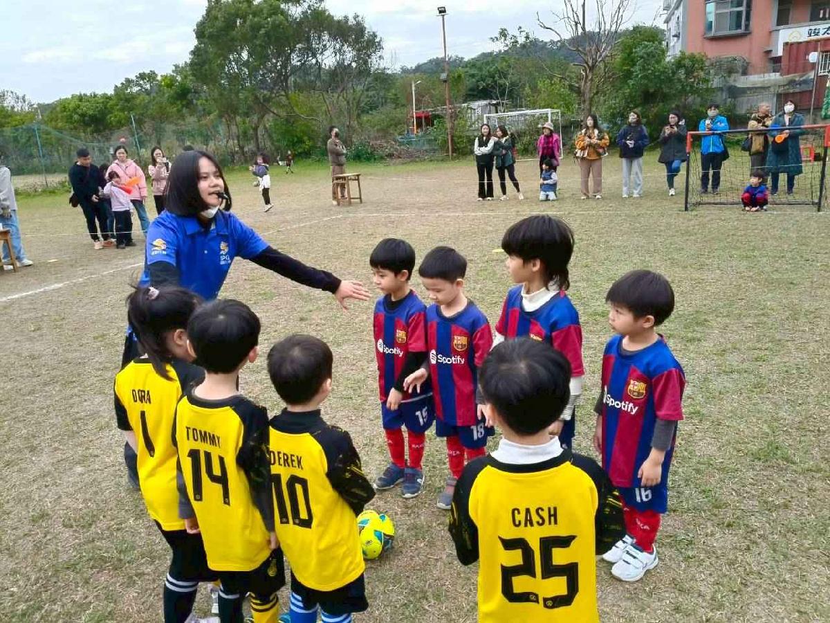 line_album_110足球友誼賽_260112_70