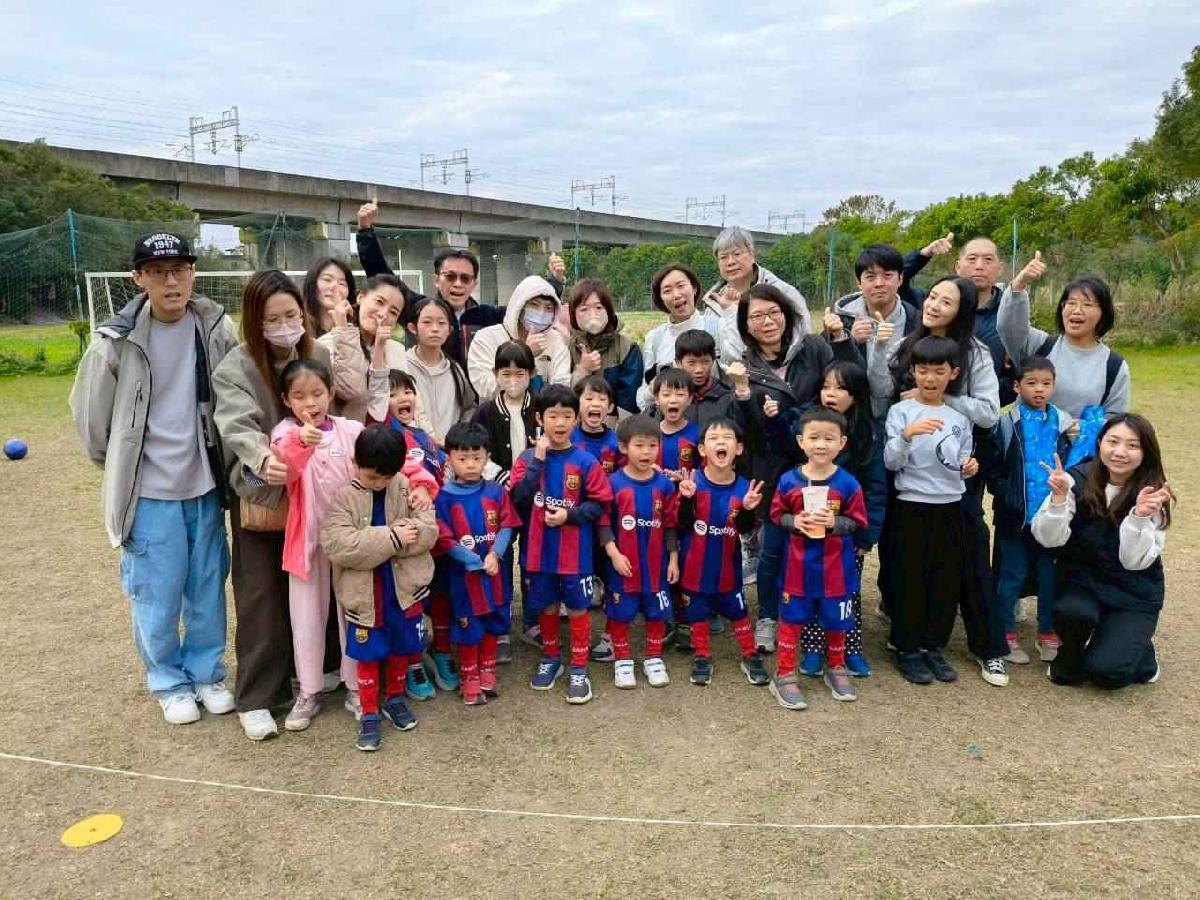 line_album_110足球友誼賽_260112_80