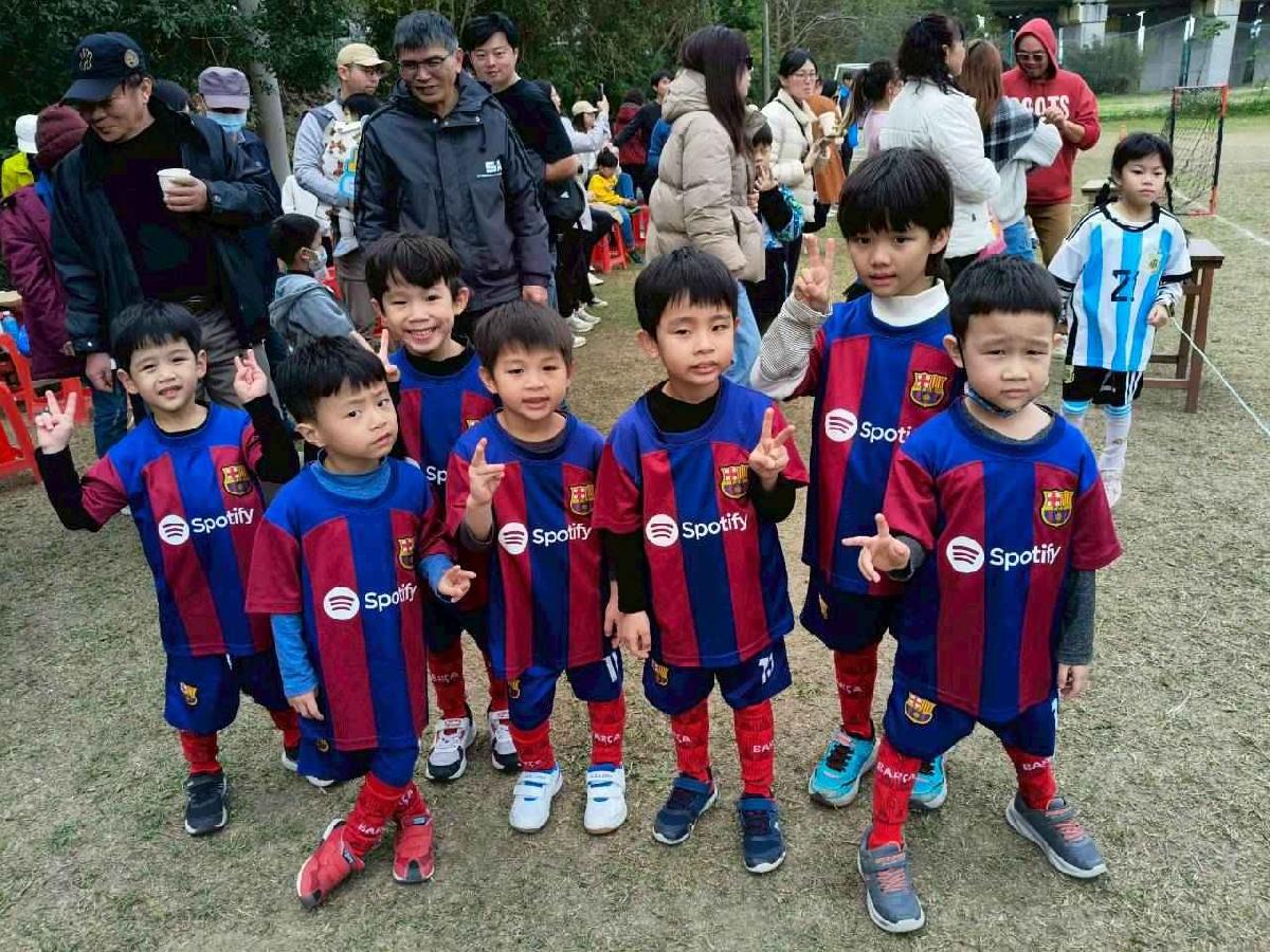 line_album_110足球友誼賽_260112_14