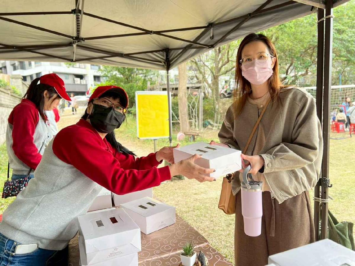 line_album_1150110草地足球小精靈_260112_130_0