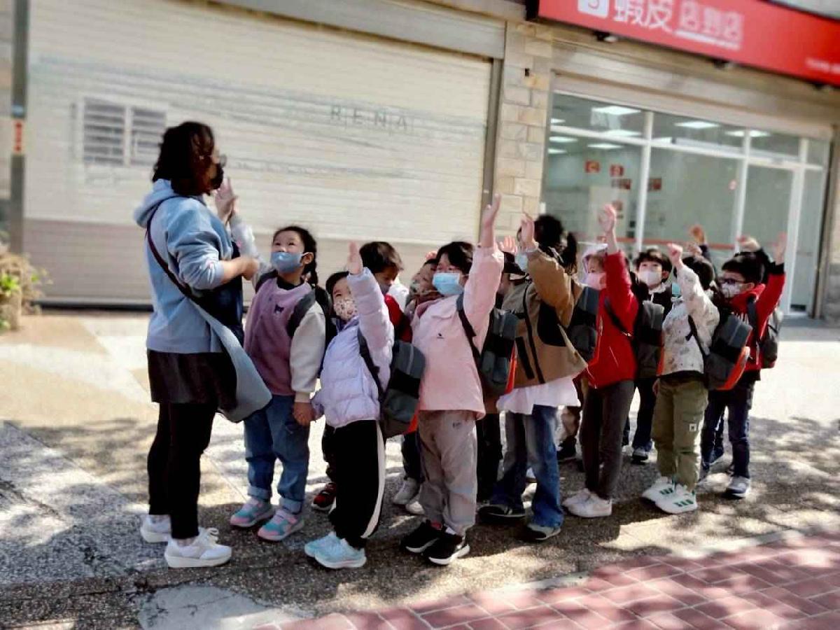 line_album_娃娃車宣導演練_260313_14