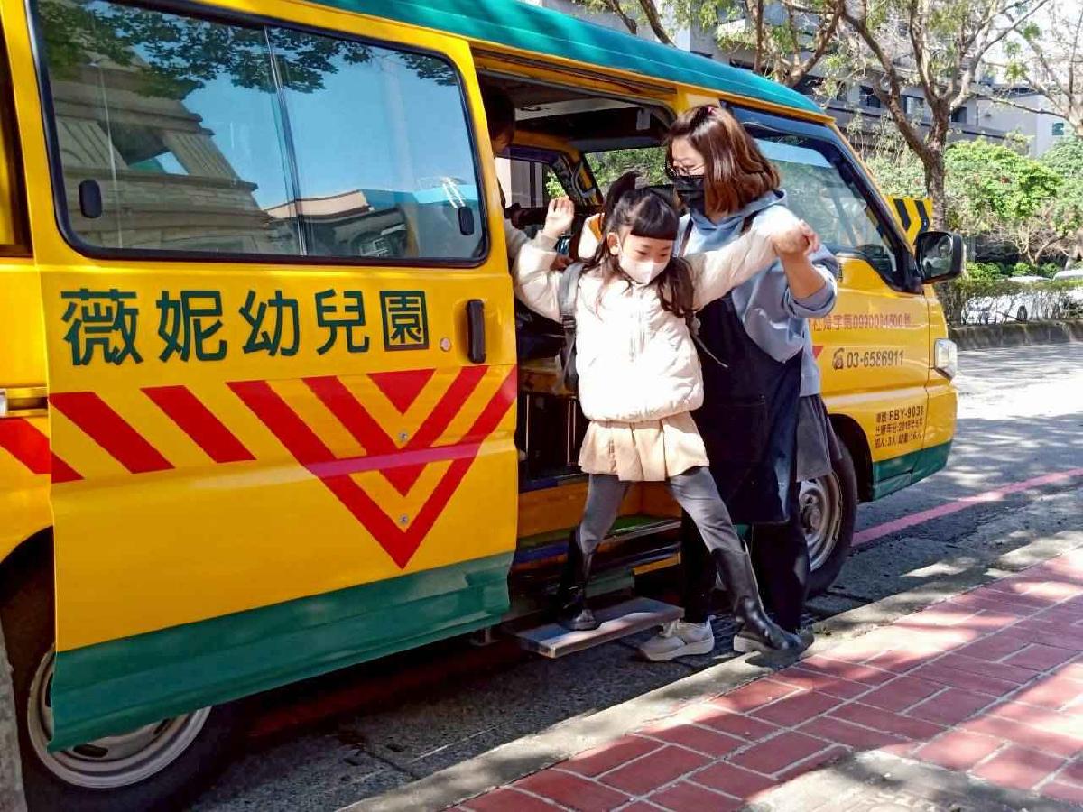 line_album_娃娃車宣導演練_260313_23