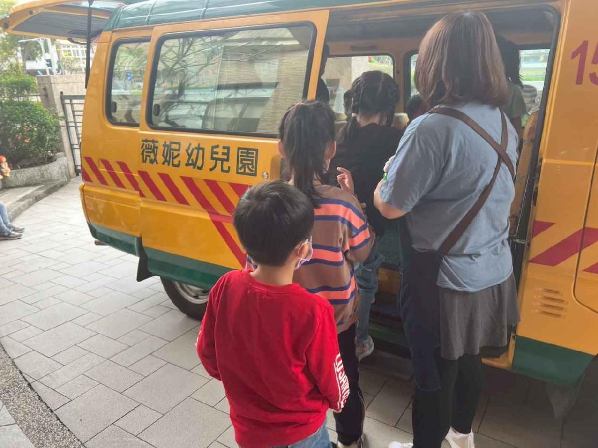 line_album_娃娃車宣導演練_260313_66