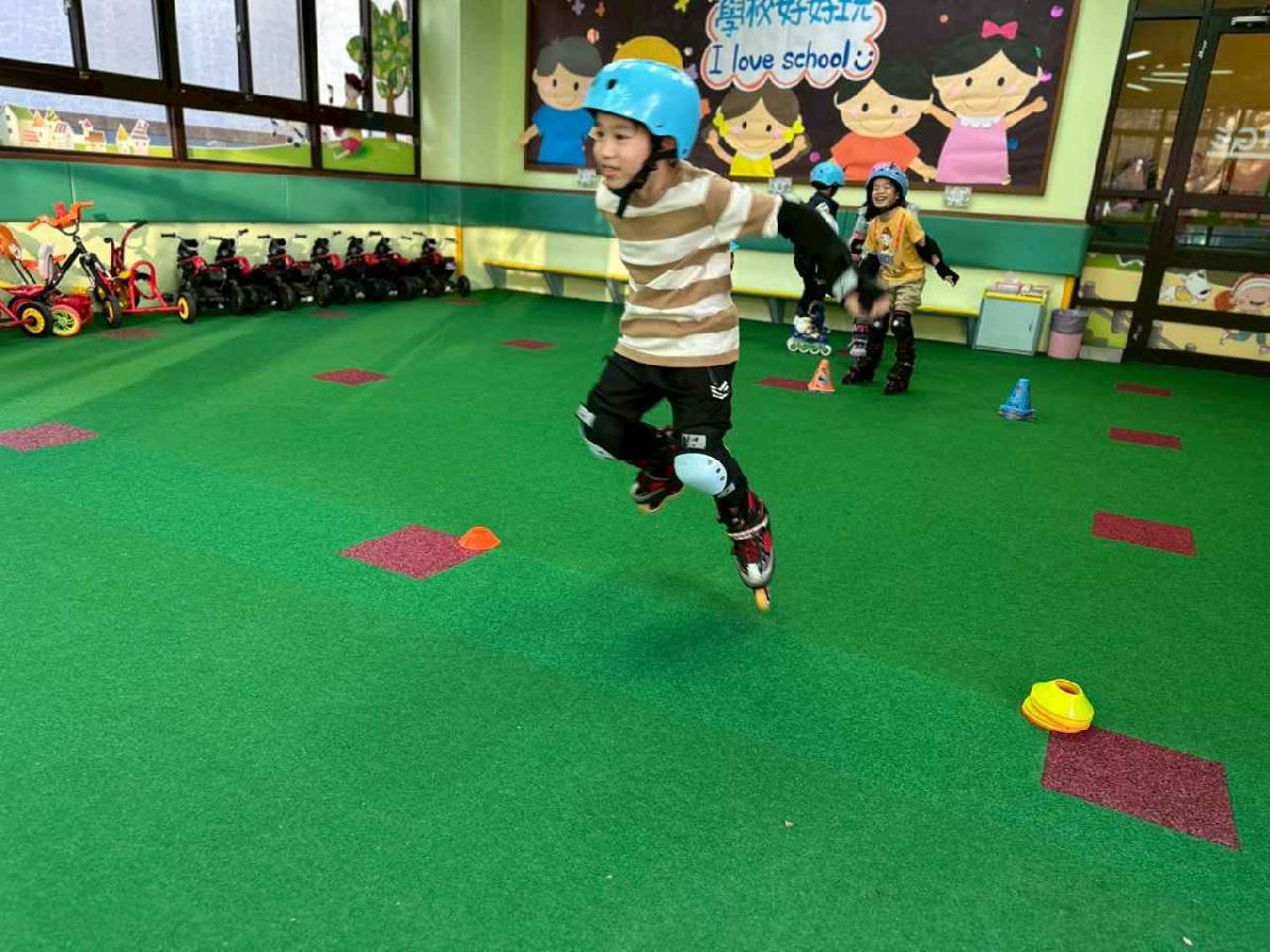 line_album_115.03.11直排輪_260311_51