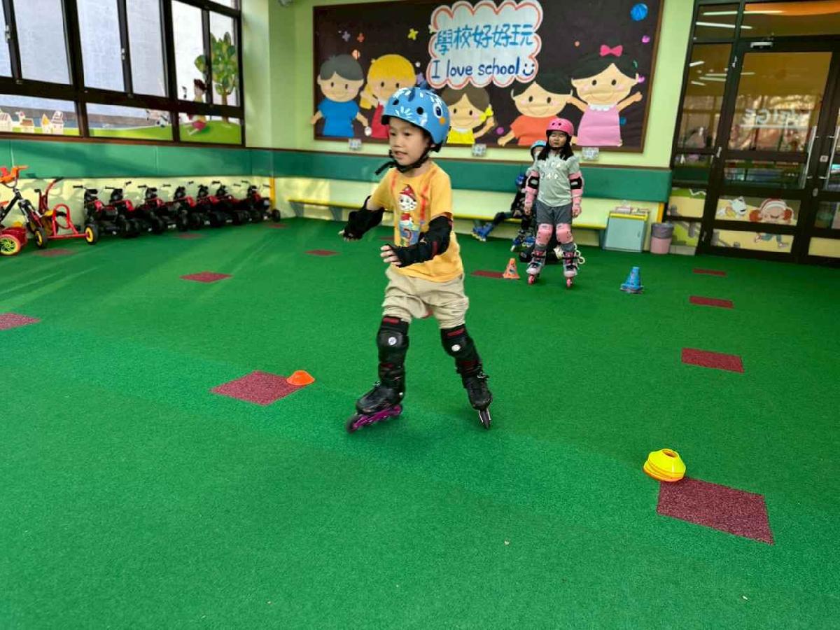 line_album_115.03.11直排輪_260311_52