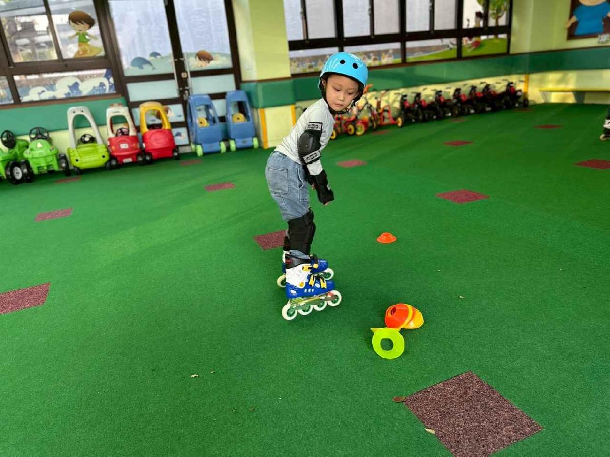 line_album_115.03.11直排輪_260311_54