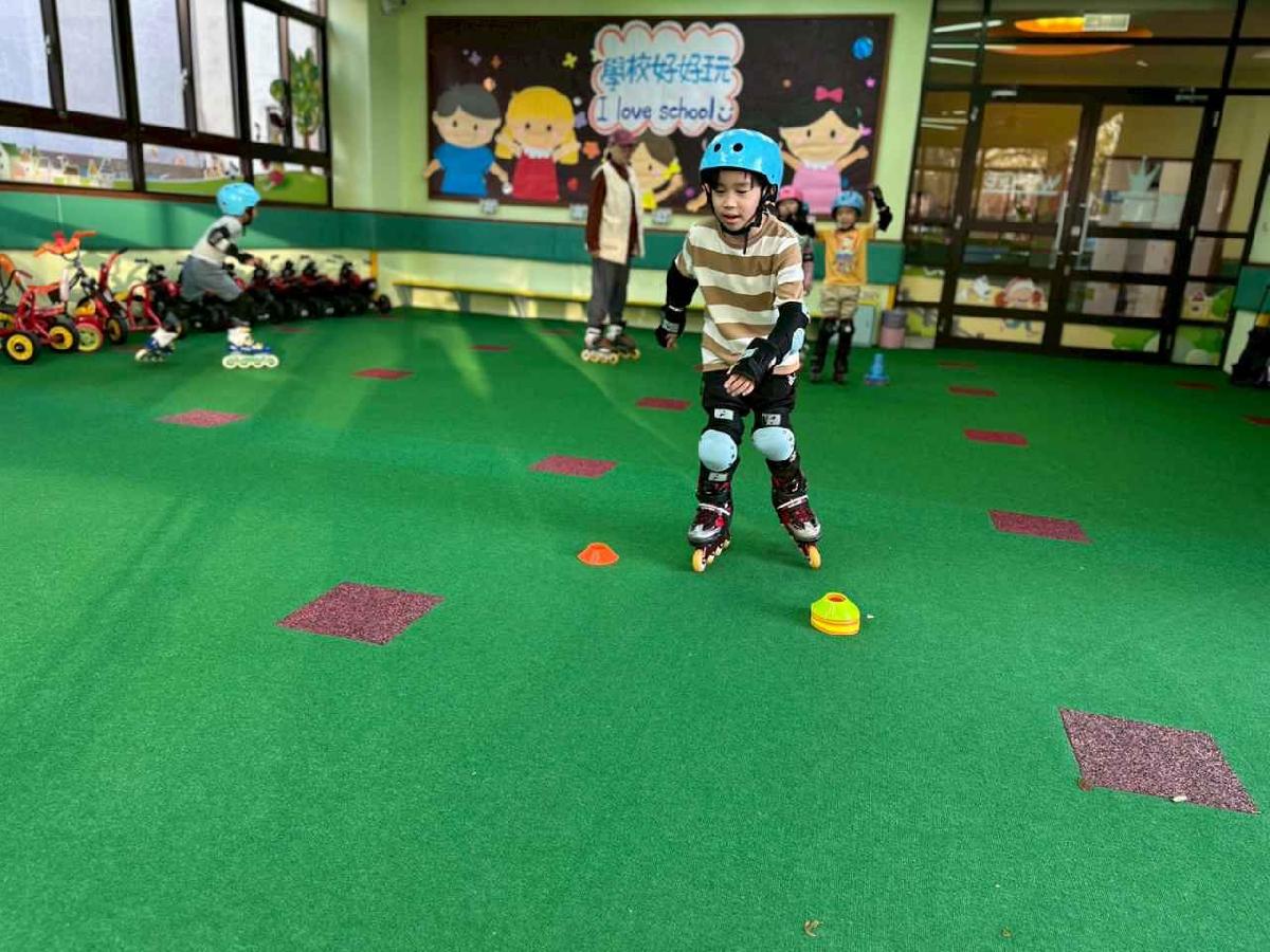 line_album_115.03.11直排輪_260311_61