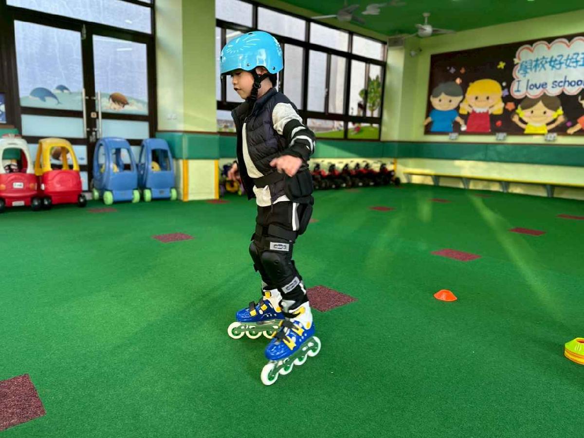 line_album_115.03.11直排輪_260311_64