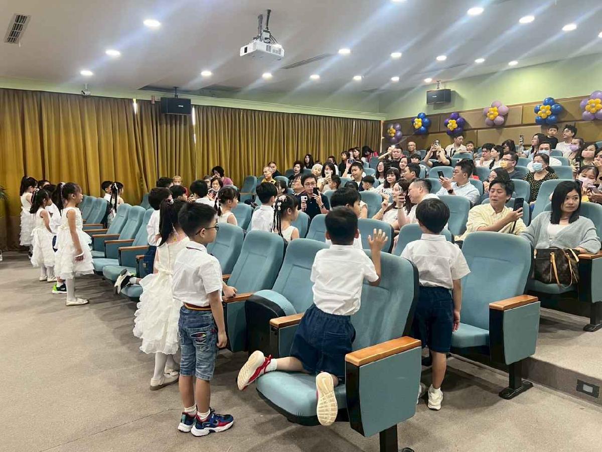 line_album_115.07.18畢業典禮_260720_77